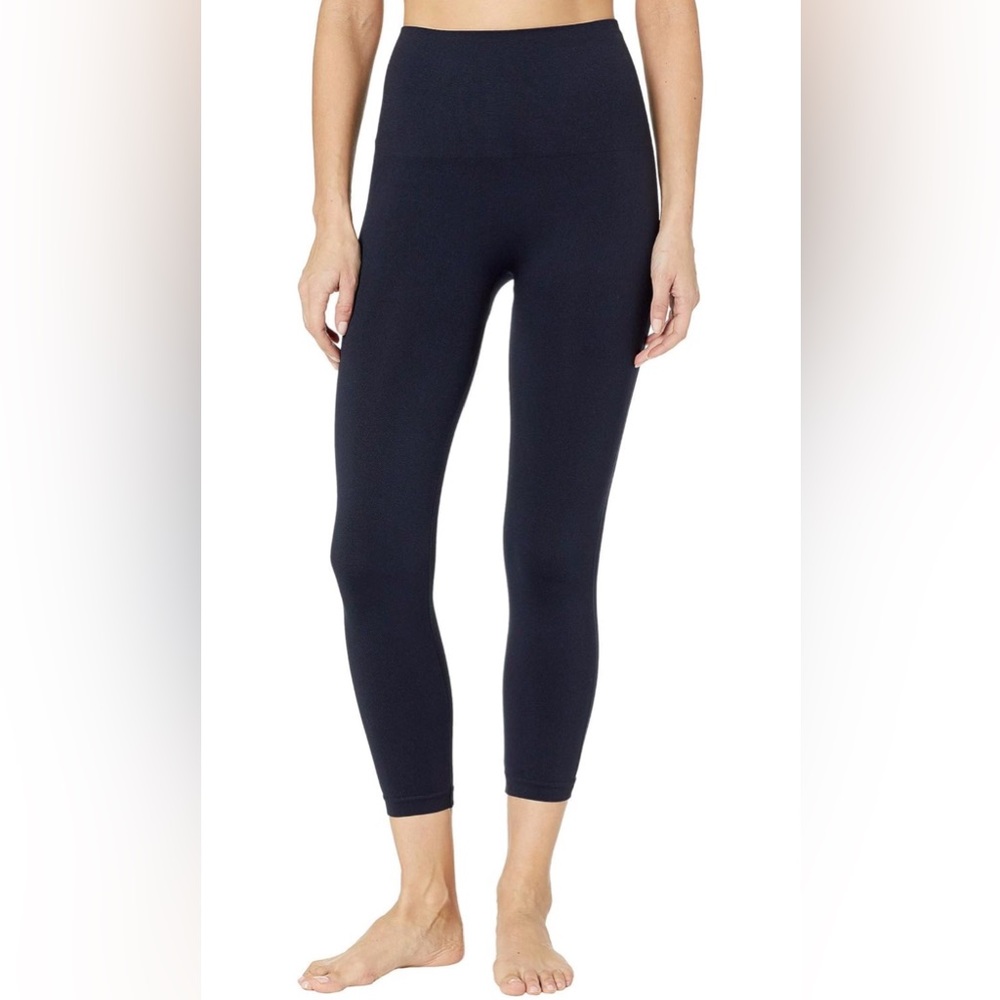 SPANX Look At Me Now Seamless Cropped Leggings in Port Navy Blue